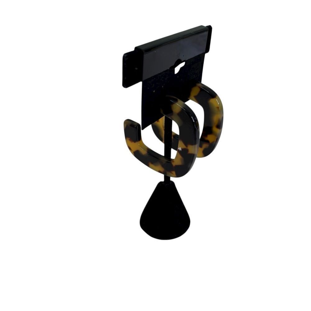 Tortoise Shell Lightweight C Hoop Earrings. - Picture 2 of 5